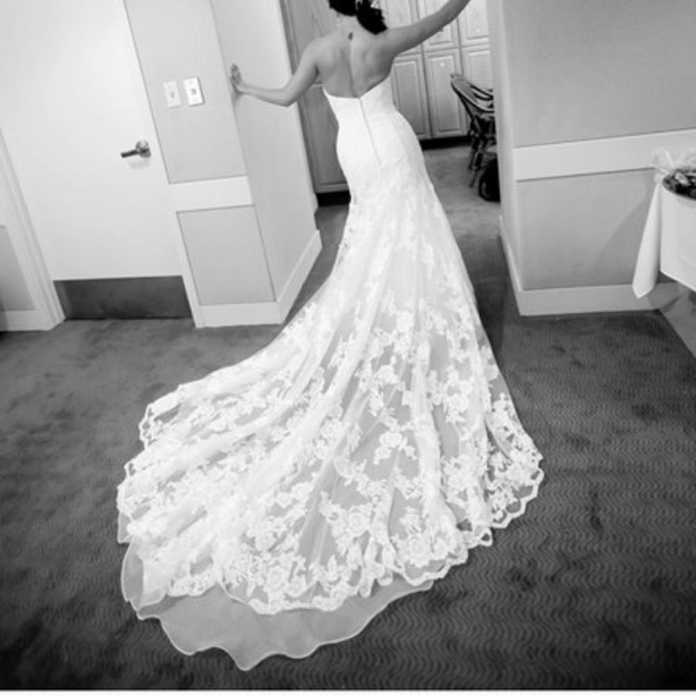 Wedding dress